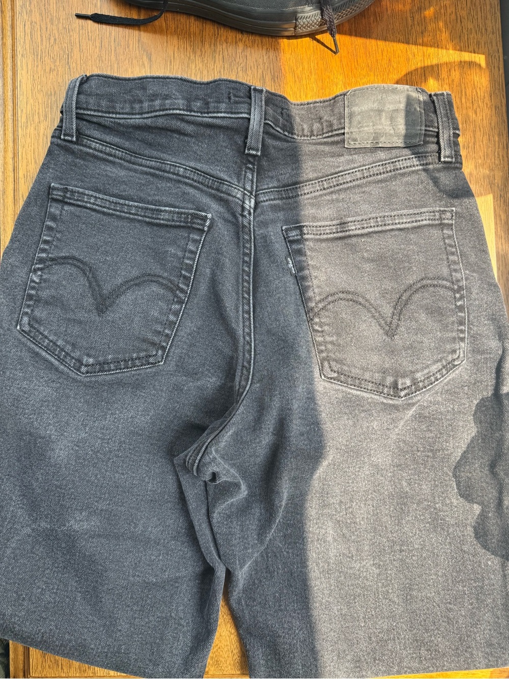 Levi’s High-Rise mom Jeans